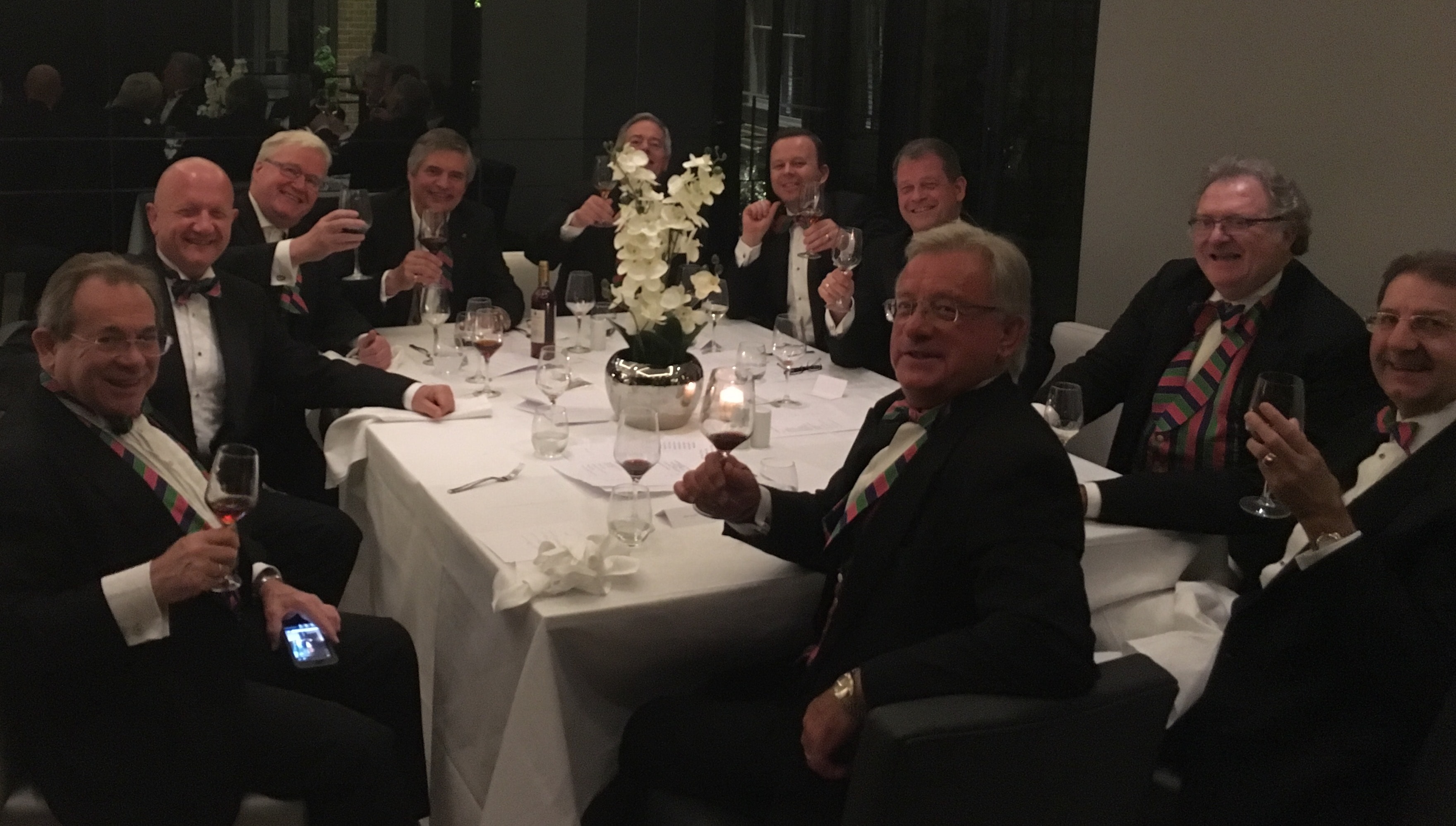 kent gentlemens club raise money for taylor made dreams